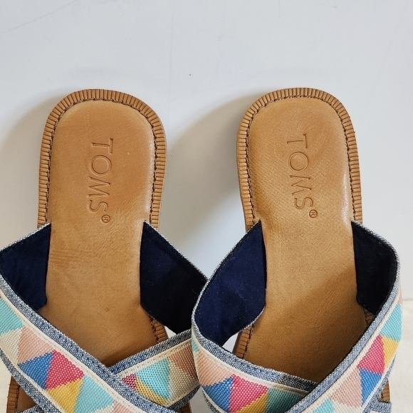 Toms Viv Crisscross Geometric Flat Slide Sandals Size 5.5 NWT - Picture 7 of 13